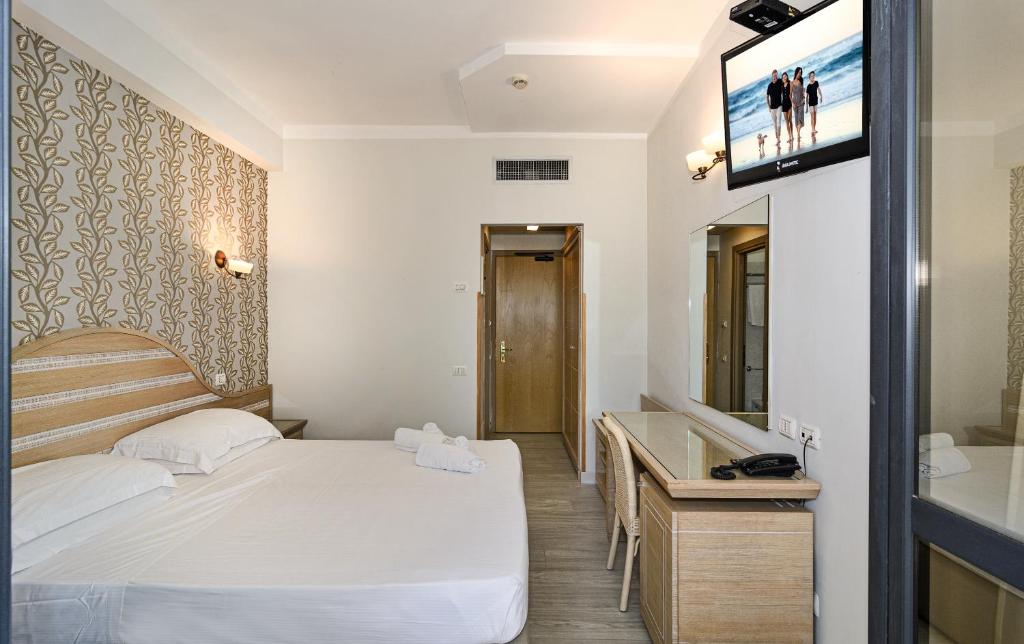 Hotel Nedy photo 1
