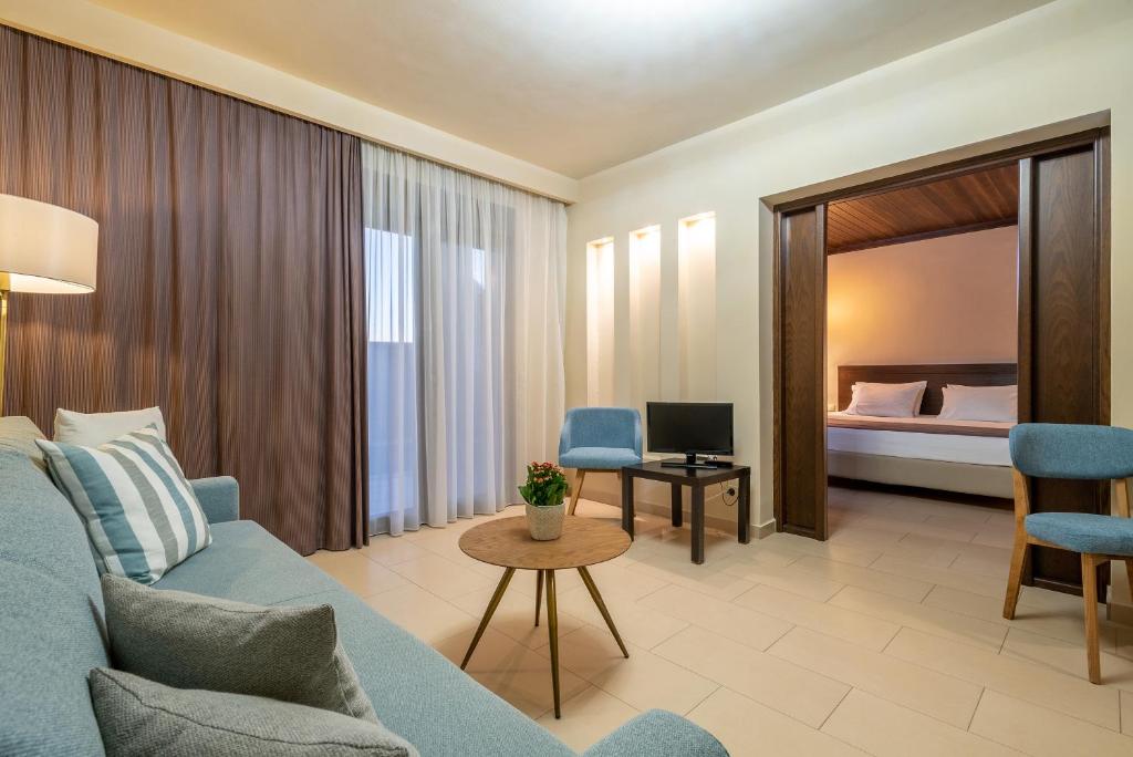 Porto Plaza Hotel photo 1