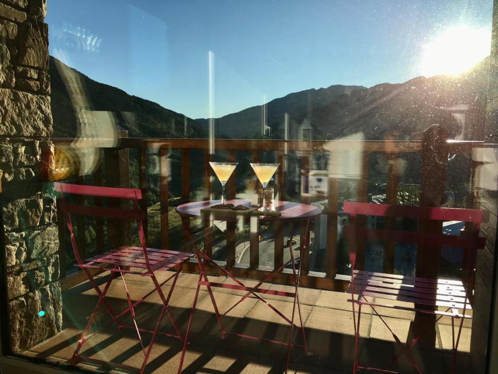 Soldeu appartement lumineux en face des piste ski photo 1