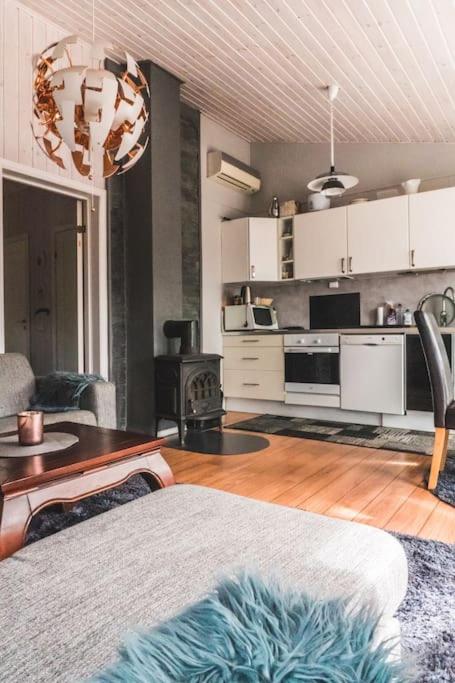 Cozy cabin close to Nedstrand with a stunning view photo 4