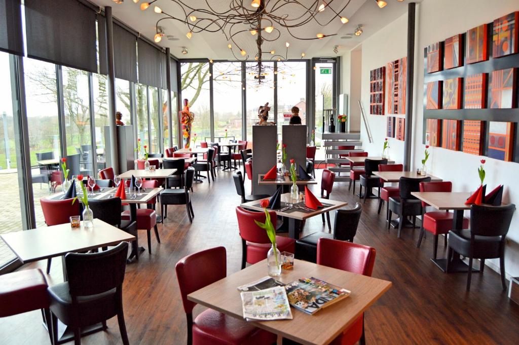 Hotel - Restaurant Uit De Kunst photo 3