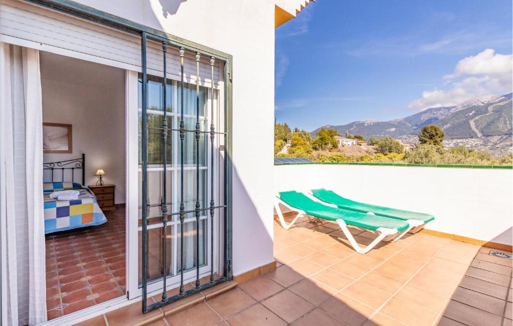Nice Apartment In Alcaucn With Wifi, 2 Bedrooms And Outdoor Swimming Pool photo 3