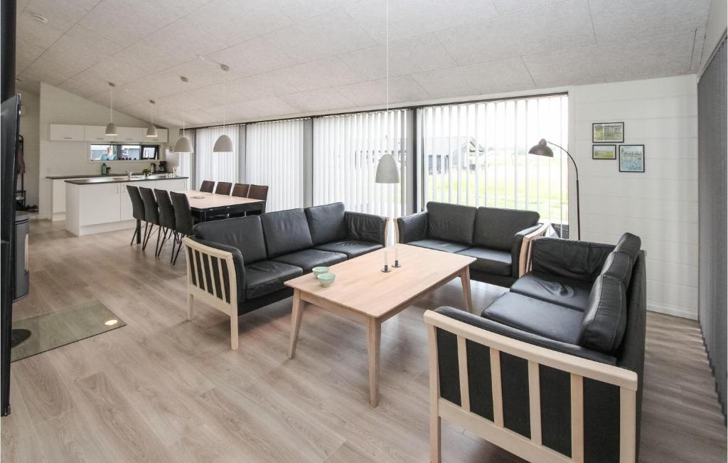 Awesome Home In Sams With Sauna, 5 Bedrooms And Wifi photo 1