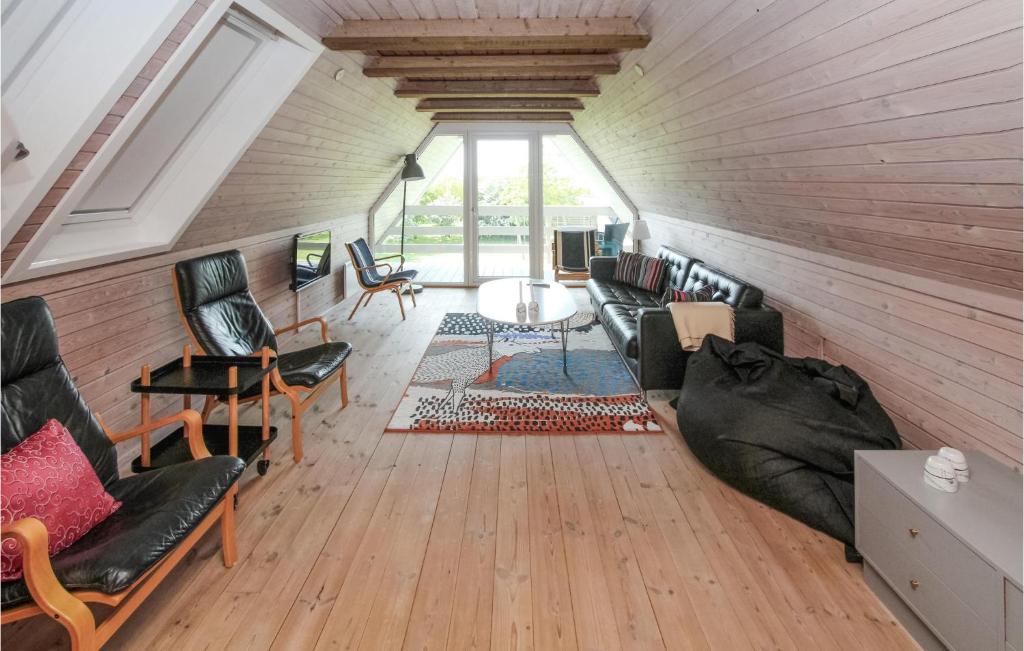 Awesome Home In Sams With 4 Bedrooms And Wifi photo 3