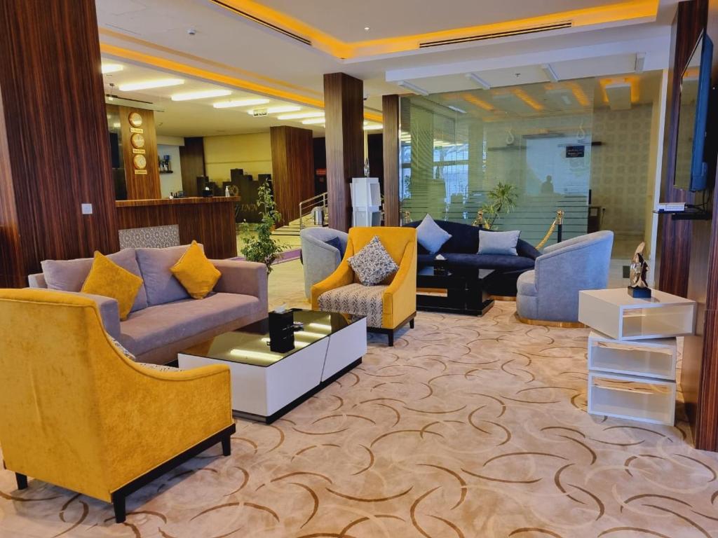 Raoum Inn Hotel Apartments- Sakaka - Tap to explore photos