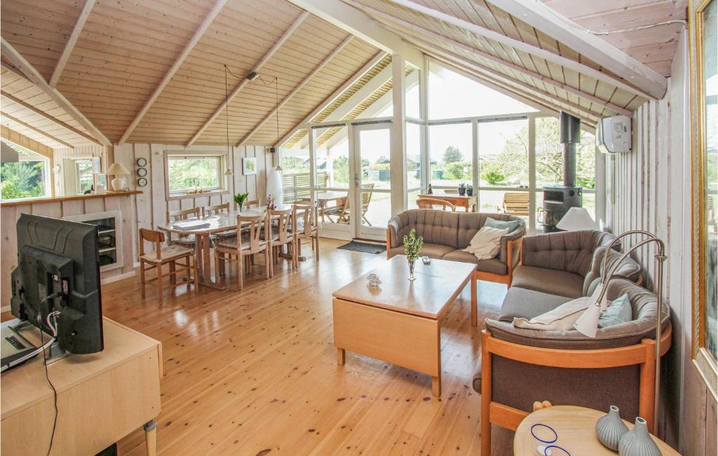 Stunning Home In Sams With Sauna, 3 Bedrooms And Wifi photo 3