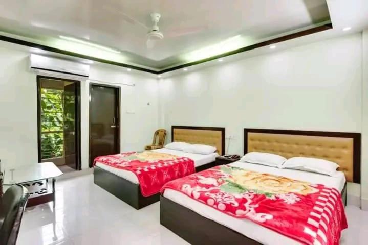 Hill Crown Hotel & Resort photo 3