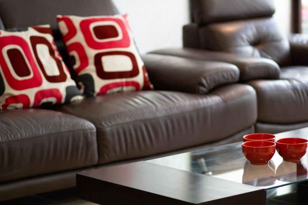 Bright 3BR in the Beating Heart of TLV by FeelHome photo 4