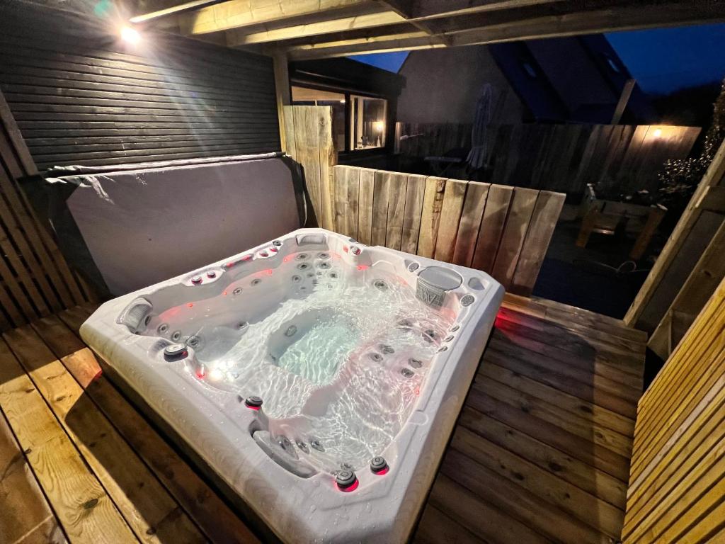 Maison avec SPA côte de granit rose photo 1