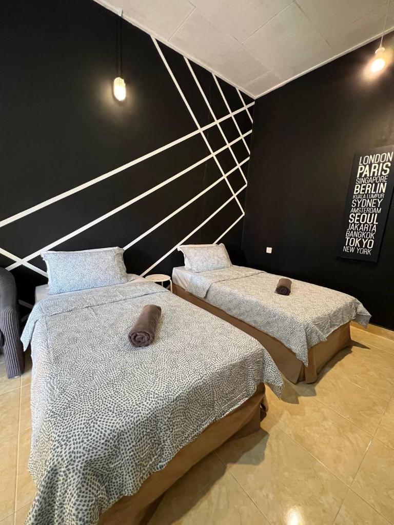 HIPSTER ROOM at Kuala Berang -Free WiFi & Netflix for 2 Pax photo 3