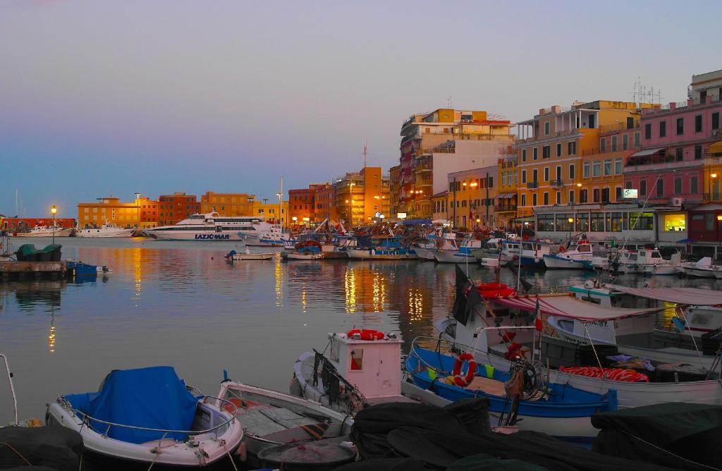 Anzio (RM), zona Santa Teresa photo 2