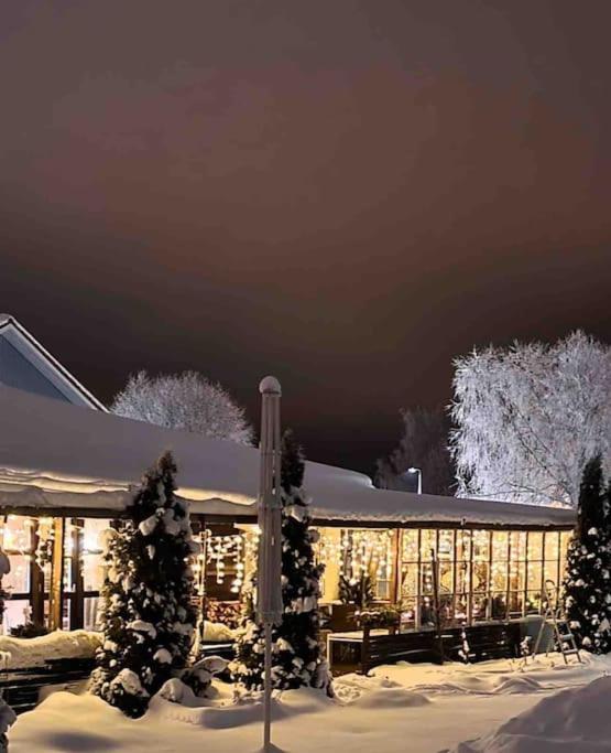 Vanha Ravintola Ölvin Suolatorilla - Vanhan Kanttorilan yhteydessä photo 1