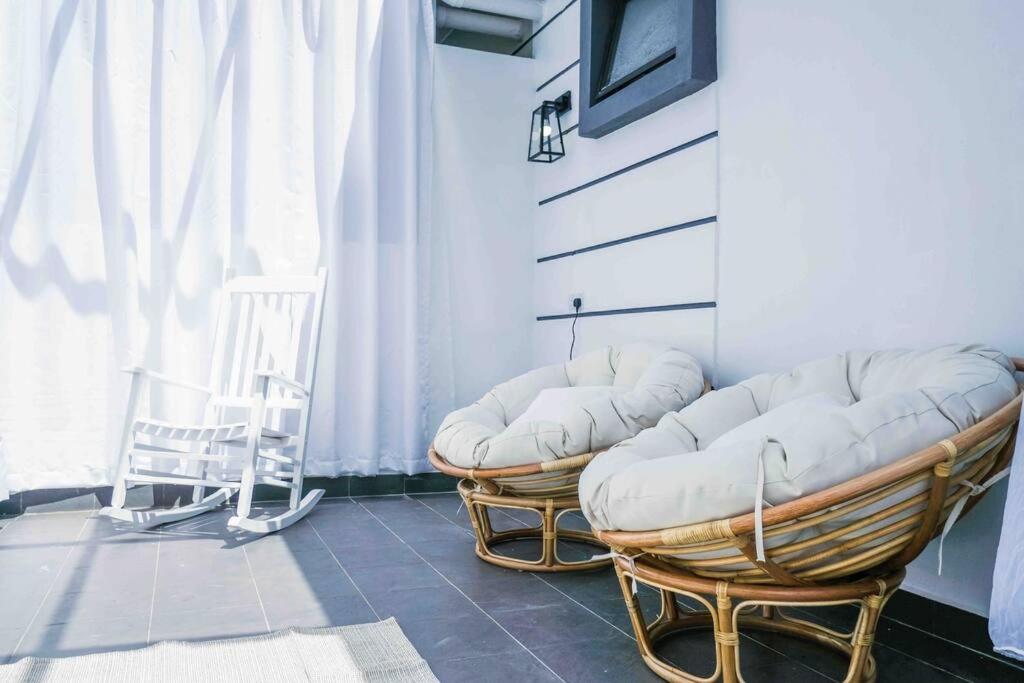 Comfy Sofy 23- Balcony Garden (Night market) photo 4