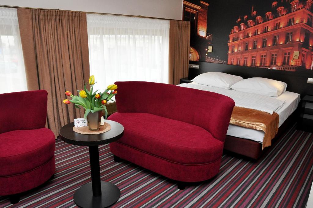 Hotel Atrium Room Type - Double or Twin Room