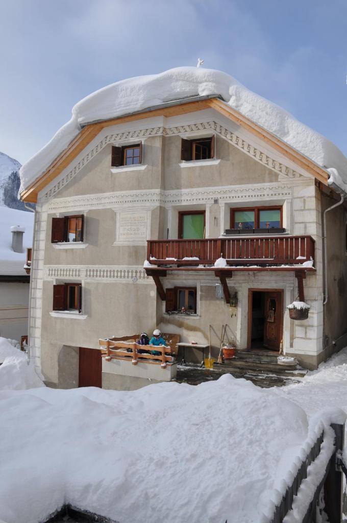 Attika Wohnung 7546 Ardez photo 1