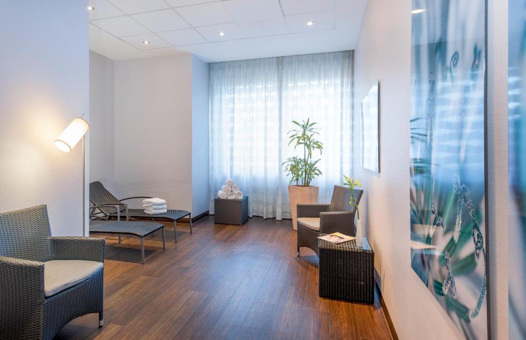 Mercure Hotel Bochum City - Tap to explore photos