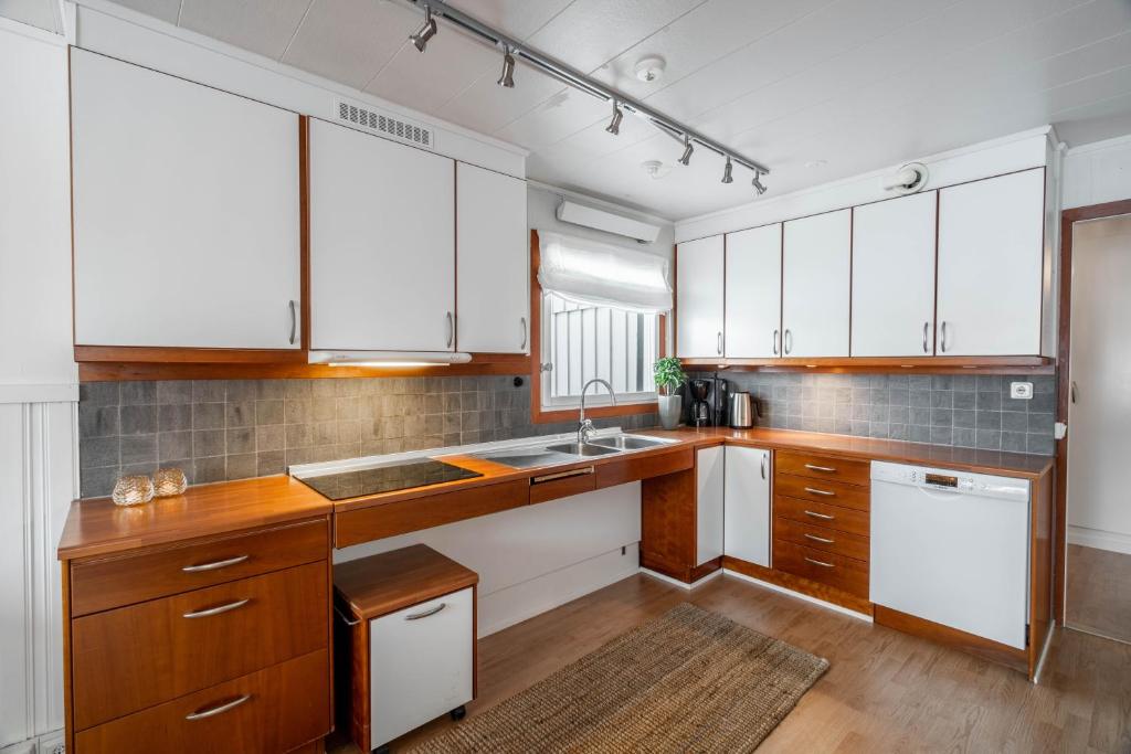 Spacious Villa located in Beautiful High Coast photo 3