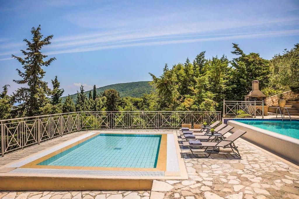 Villa Astria photo 2