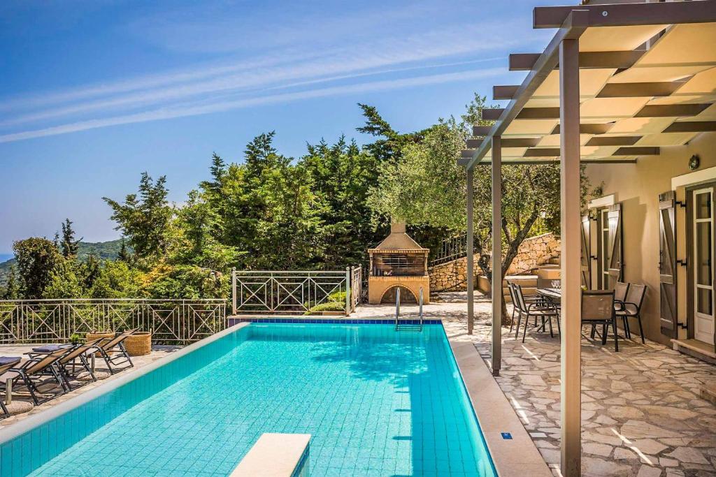 Villa Astria photo 1