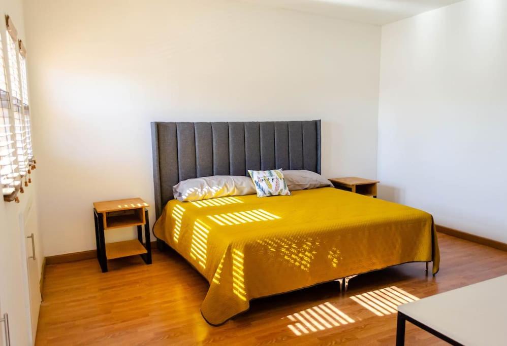 Alojamiento completo 3 habitaciones (se puede facturar) photo 3