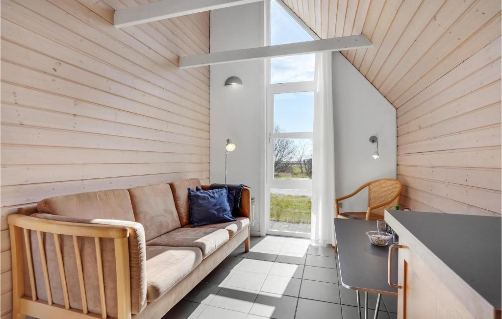 Amazing Home In Hadsund With Wifi And 2 Bedrooms photo 2