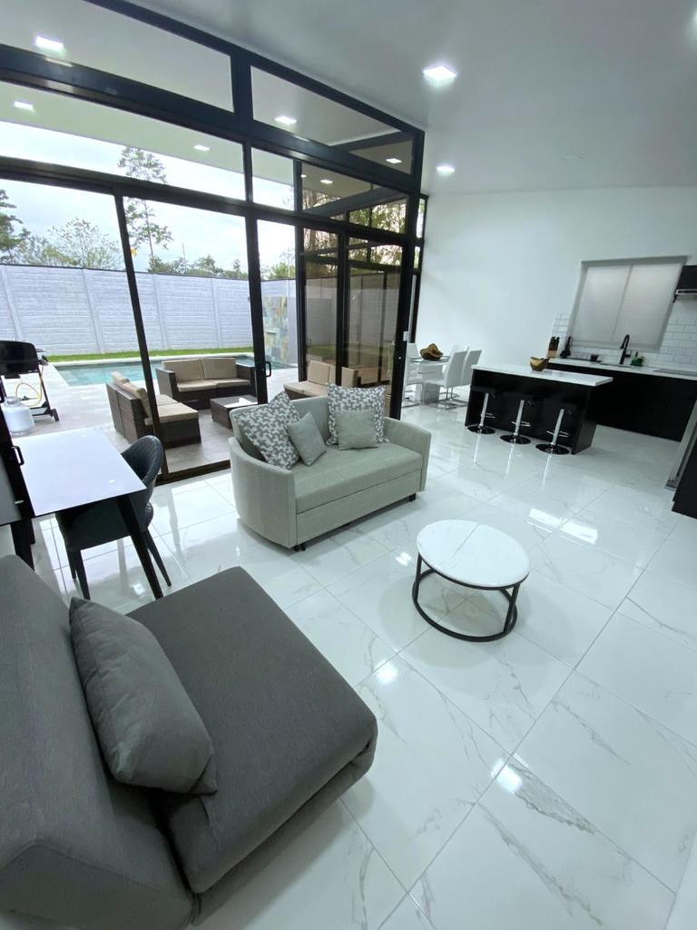 Casa Vista - Pool - Volcano and Sloth Views! photo 4