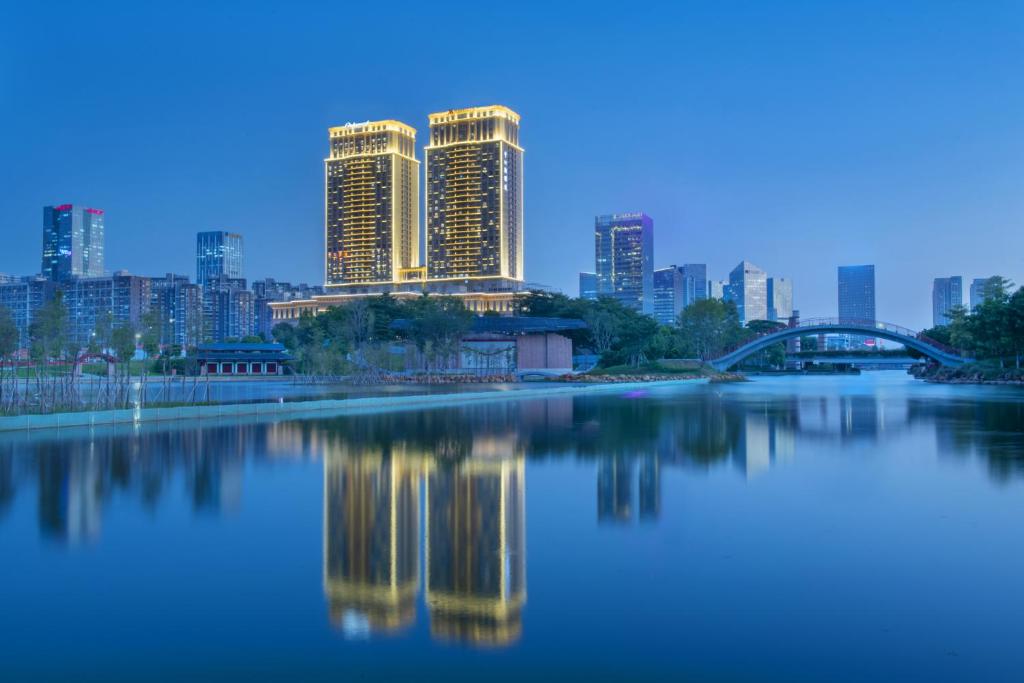 Oakwood Residence Foshan-Free Canton Fair Shuttle Bus Service photo 2