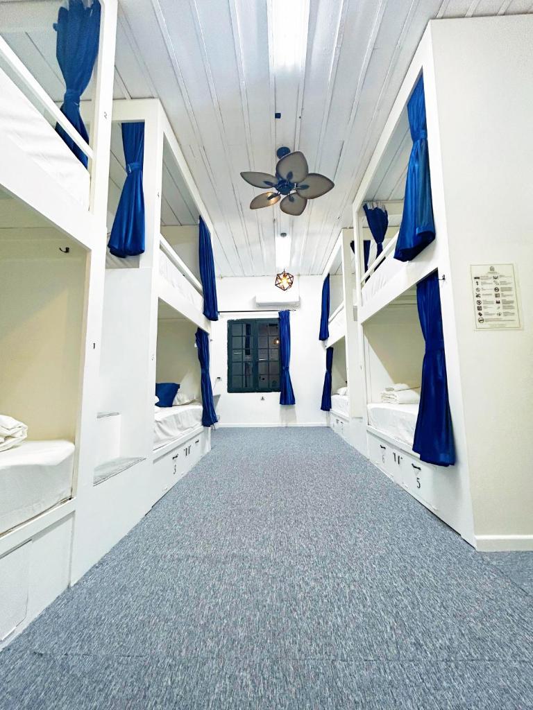 SYRI Guesthouse Vientiane Hostel & Cafe photo 3
