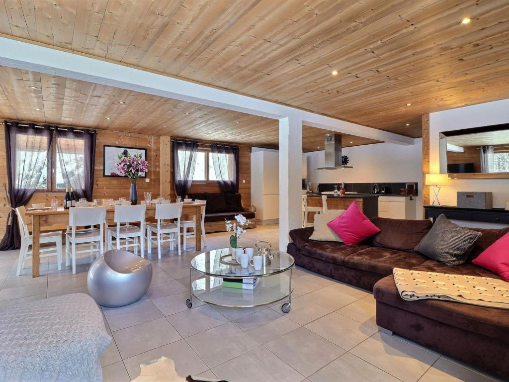 Chalet Montriond, 5 pièces, 8 personnes - FR-1-627-28 photo 1