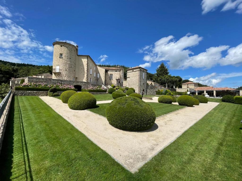 Château de Cachard photo 4