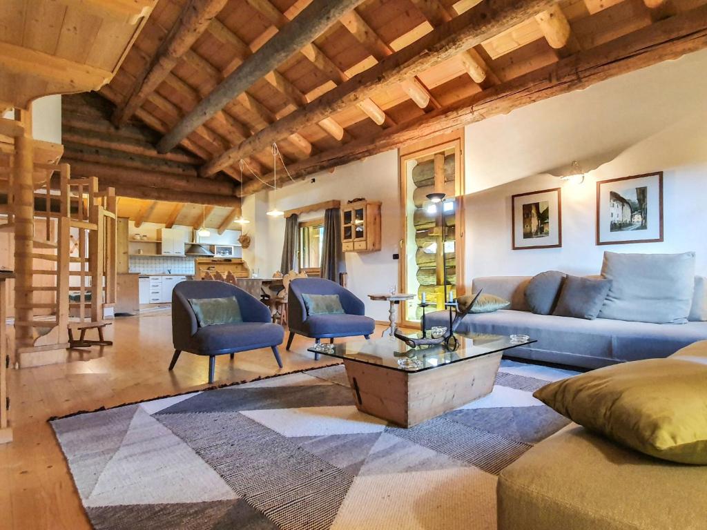 Apartment Chalet Baita Tabià Dolomites by Interhome photo 2