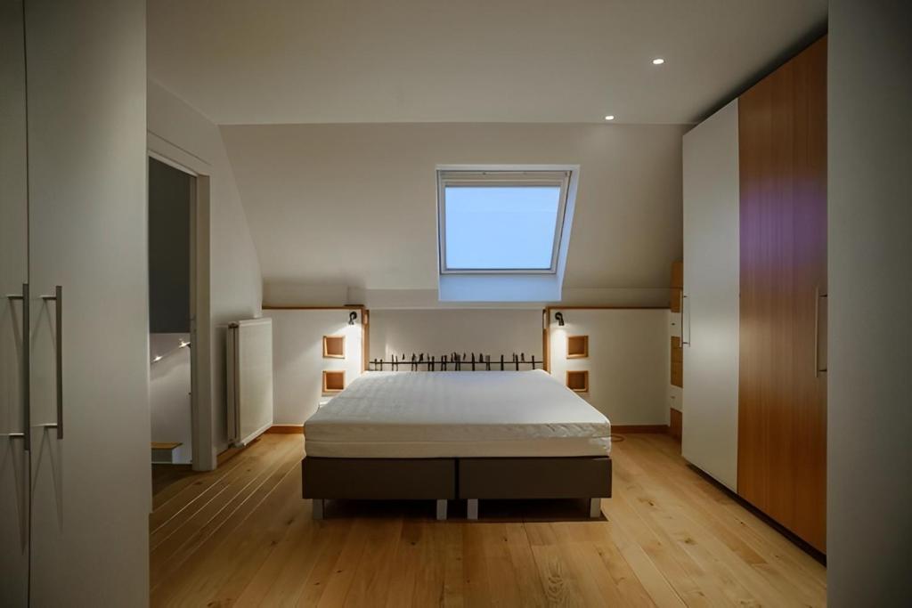 Big and comfortable triplex in Knokke photo 2