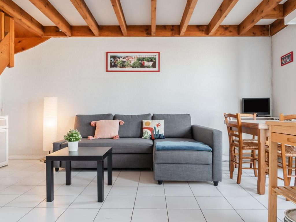 Apartment Jean Jaurès-1 by Interhome photo 2