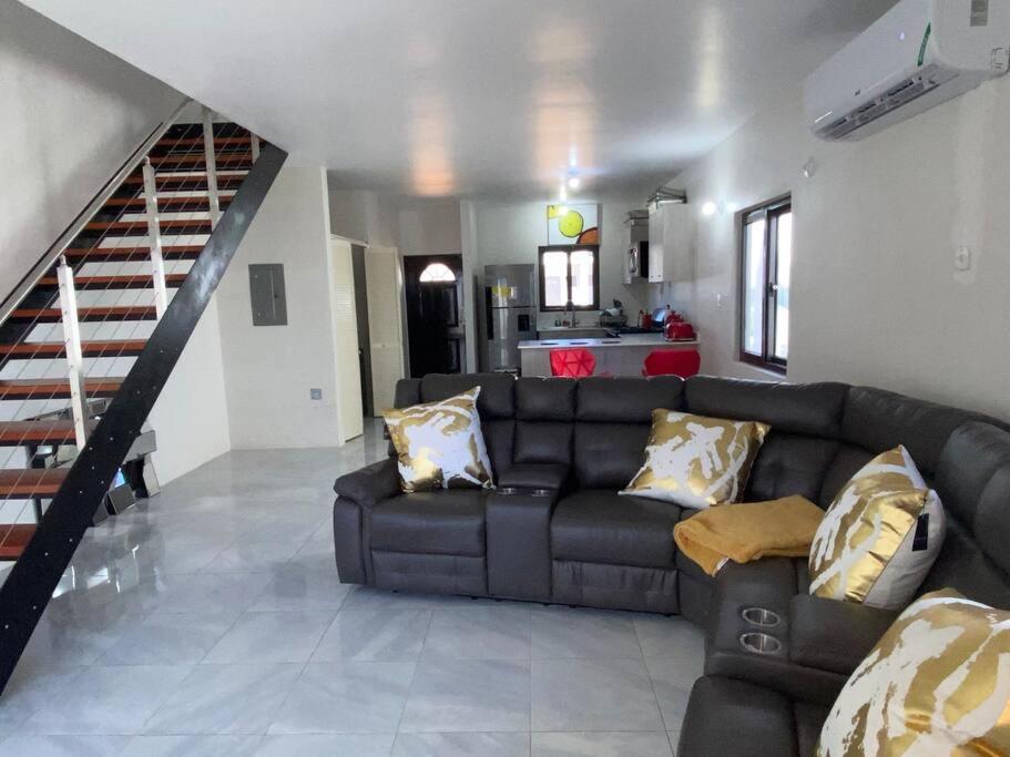 2 BR Gated Community Secured Home photo 1