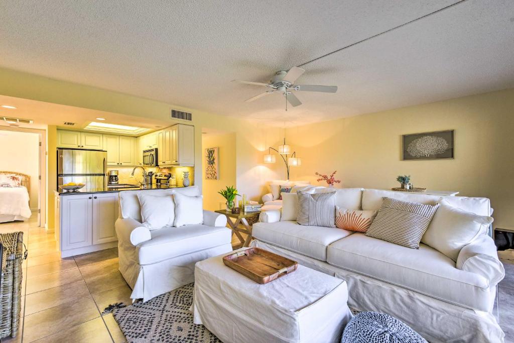 Comfortable Siesta Key Condo with Pool Access! photo 4