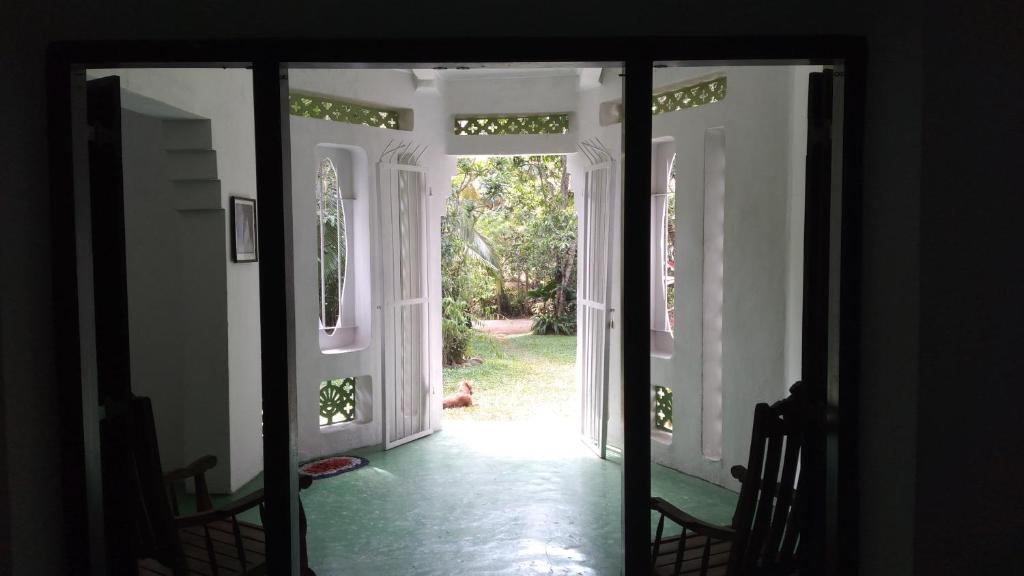 House Colonial photo 2