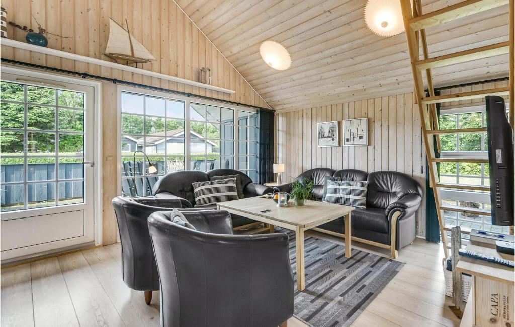 Nice Home In Hemmet With Sauna, 3 Bedrooms And Wifi photo 3