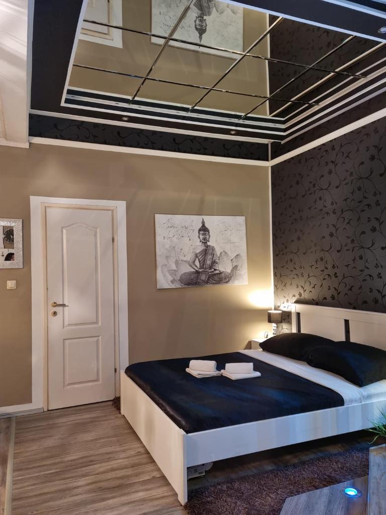 Glamour Wellness Apartments photo 2