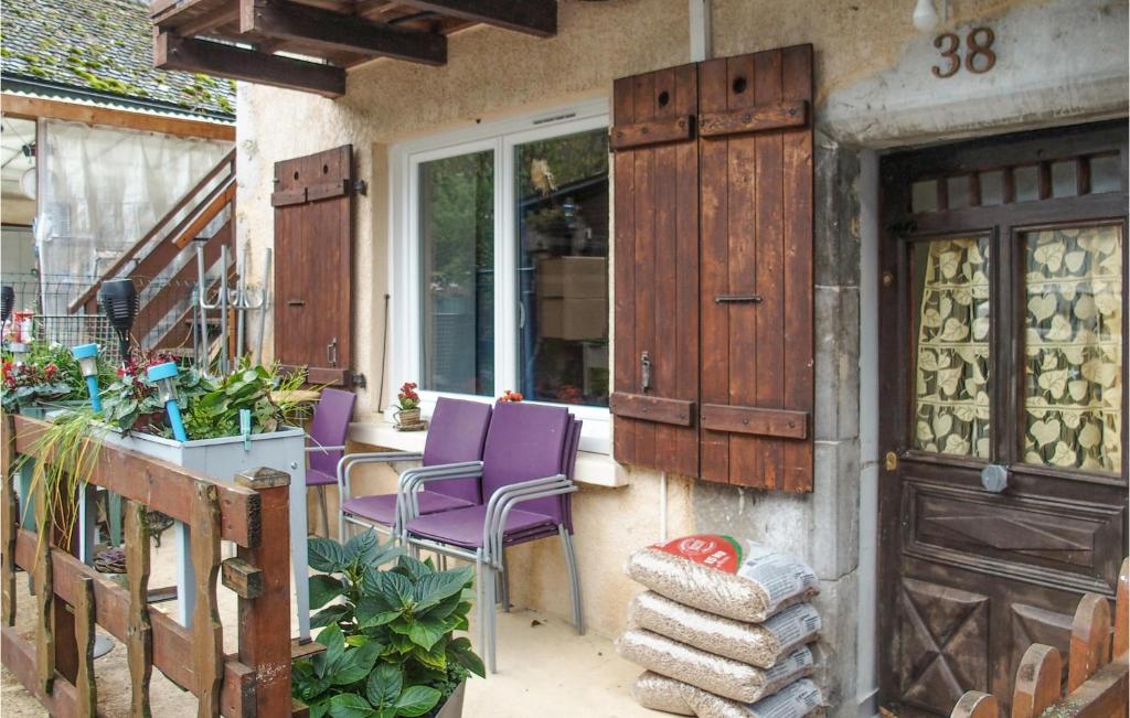 Stunning Home In Doussard With 2 Bedrooms And Wifi photo 1