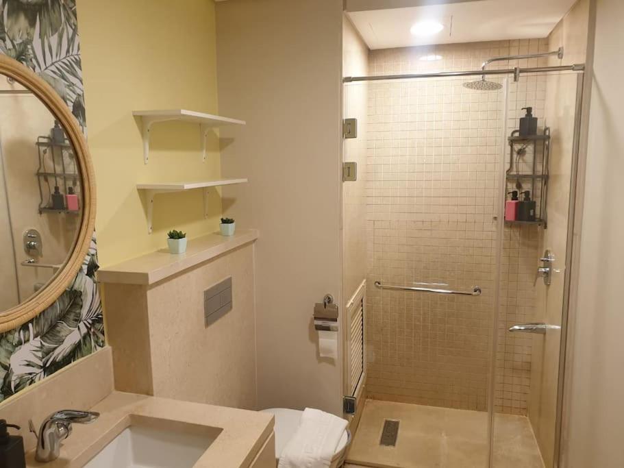 Mangroovy - 1BR GF +2 wall beds Garden & Pool view - Tap to explore photos