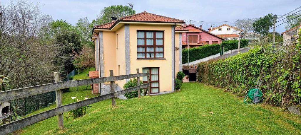 Vivienda Vacacional Villa Maruja photo 3