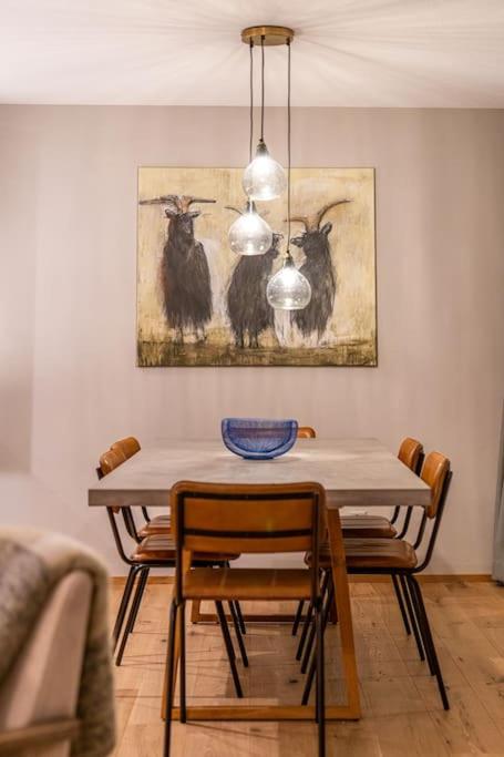 Saas-Fee stylish ski apartment photo 4
