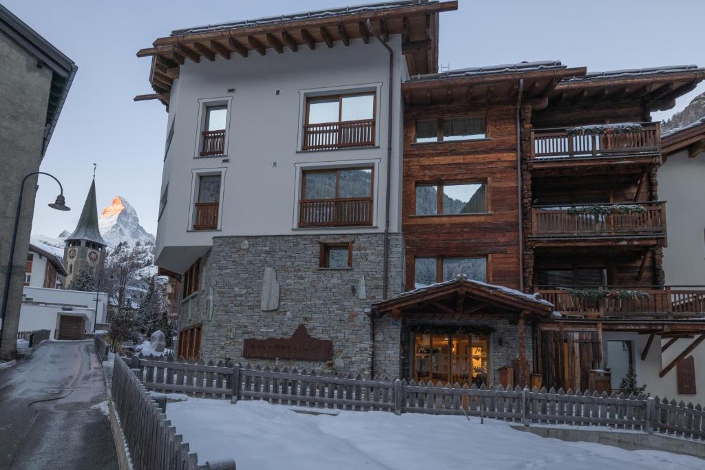 Matterhorn Lodge Boutique Hotel & Apartments photo 4