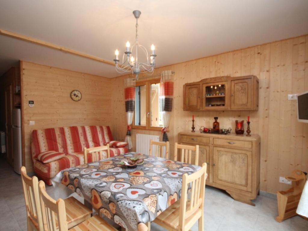 Chalet Mont-Dore, 3 pièces, 6 personnes - FR-1-608-41 photo 2