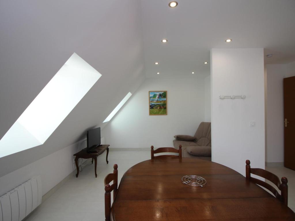 Appartement Murat-le-Quaire, 3 pièces, 5 personnes - FR-1-608-61 photo 2