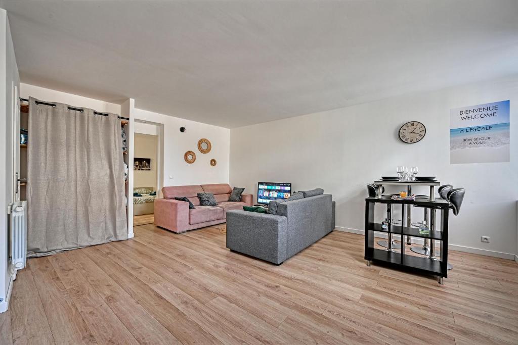L'ESCALE -Climatisation- Proche CENTRALE TRICASTIN - WIFI - NETFLIX - Parking GRATUIT photo 1