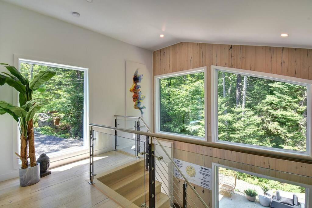 55 Impasse - Chalet Taiga with a Hot Tub in Tremblant Nord photo 3