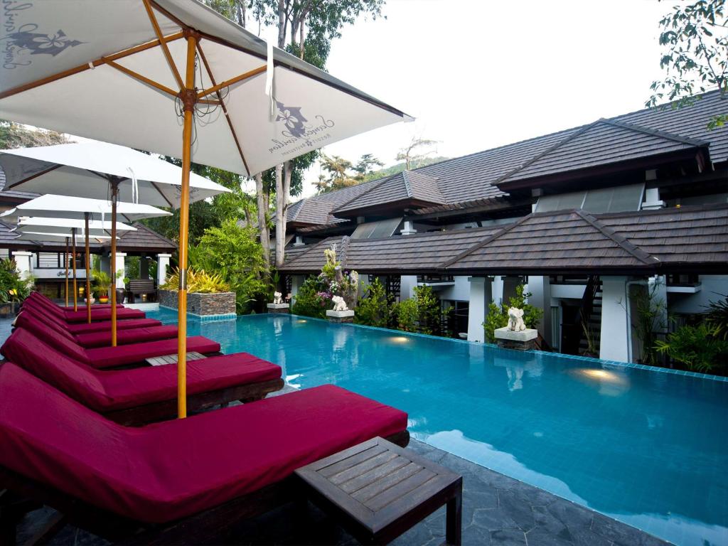 Samed Pavilion Resort & Restaurant - Tap to explore photos