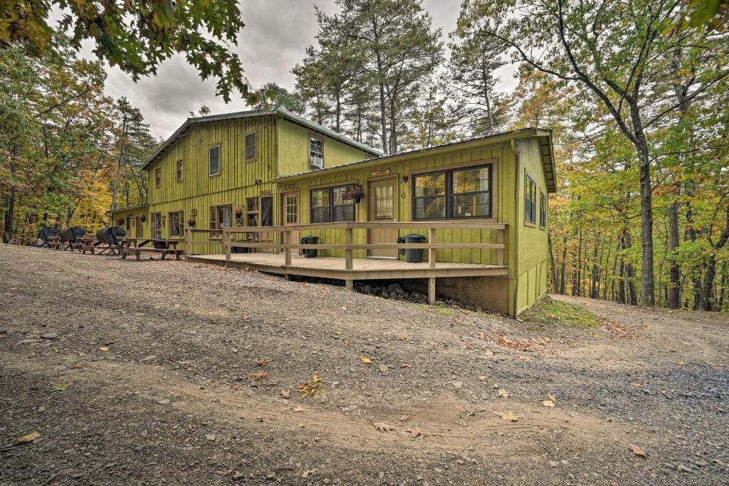 Cheyenne Ranch Apt with 50 Acres by Raystown Lake