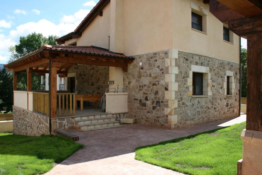 Los Robles I photo 4